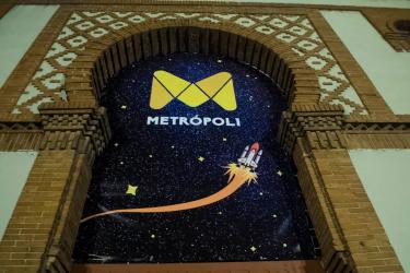 Metrópoli by Tesla